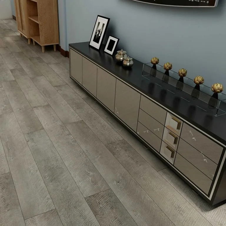 Luxury Vinyl Plank Flooring – SP88045 design photograph from the Superior Floor product catalog